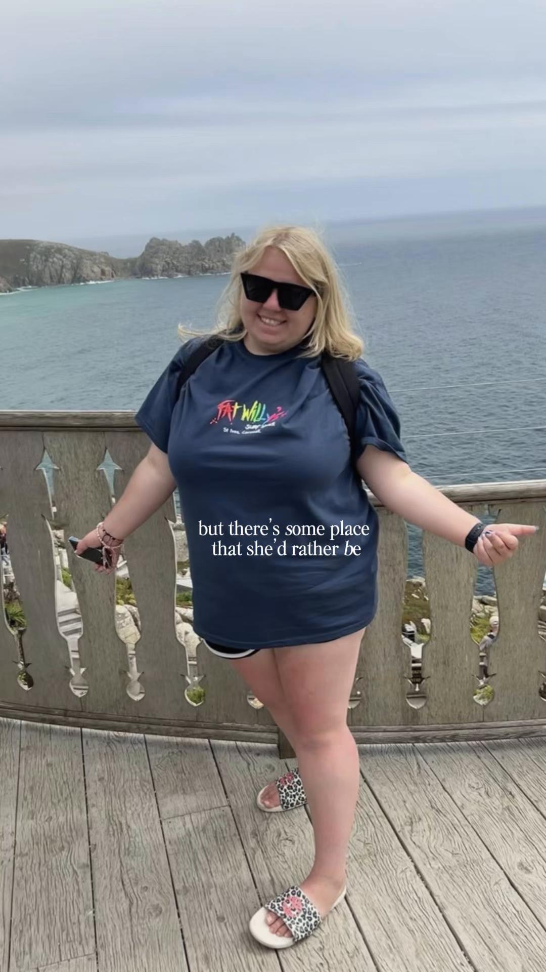 @chloe louise