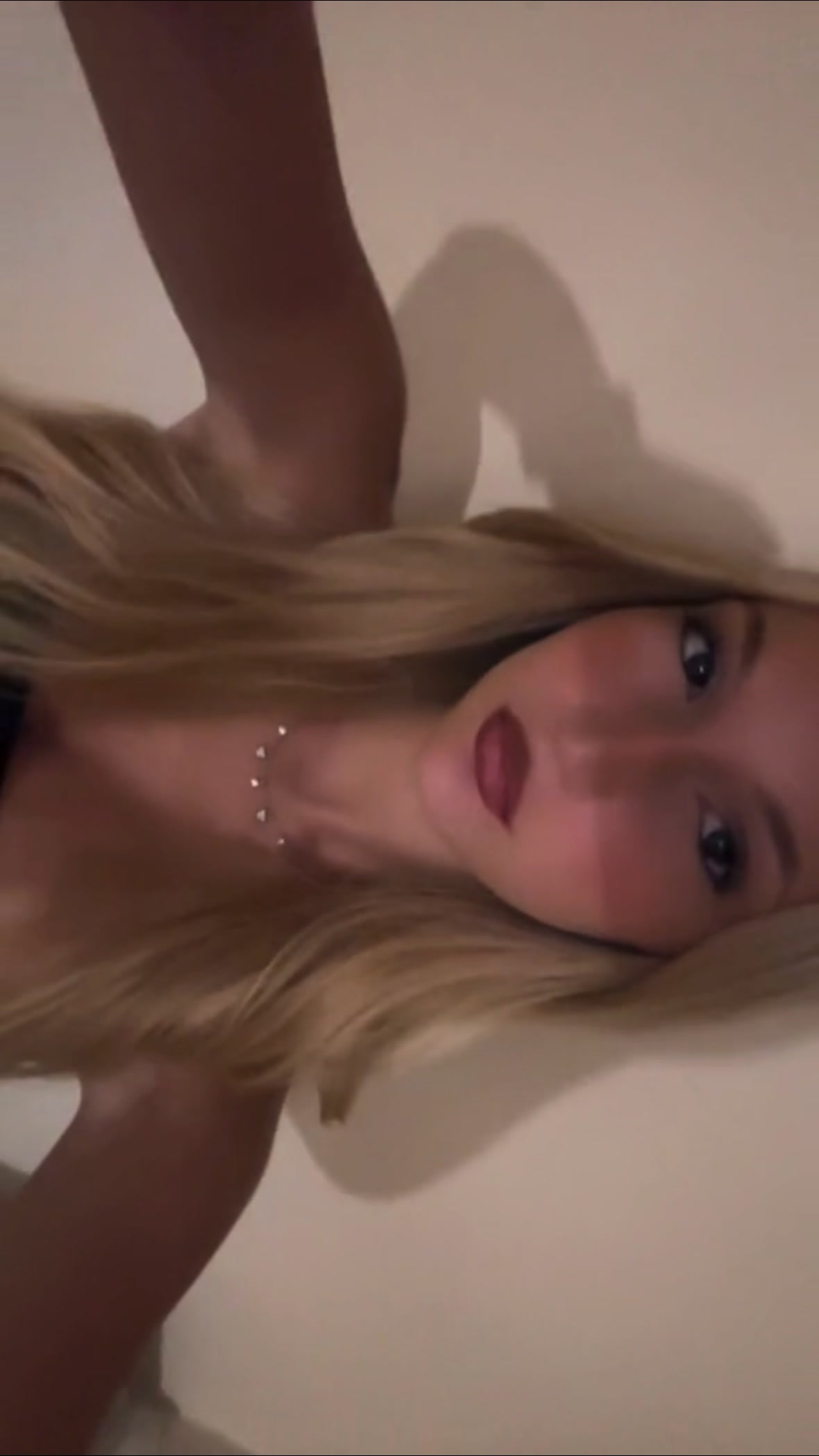 @𝟏𝟕
