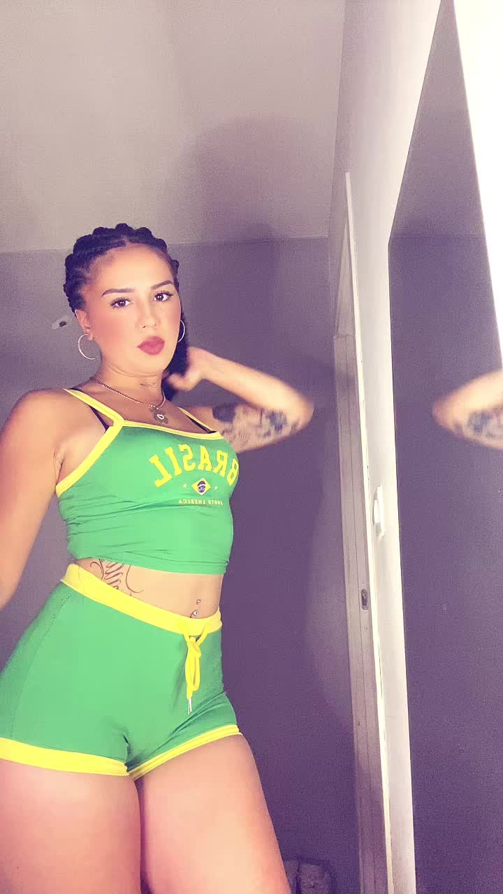 @monifernandezzz_