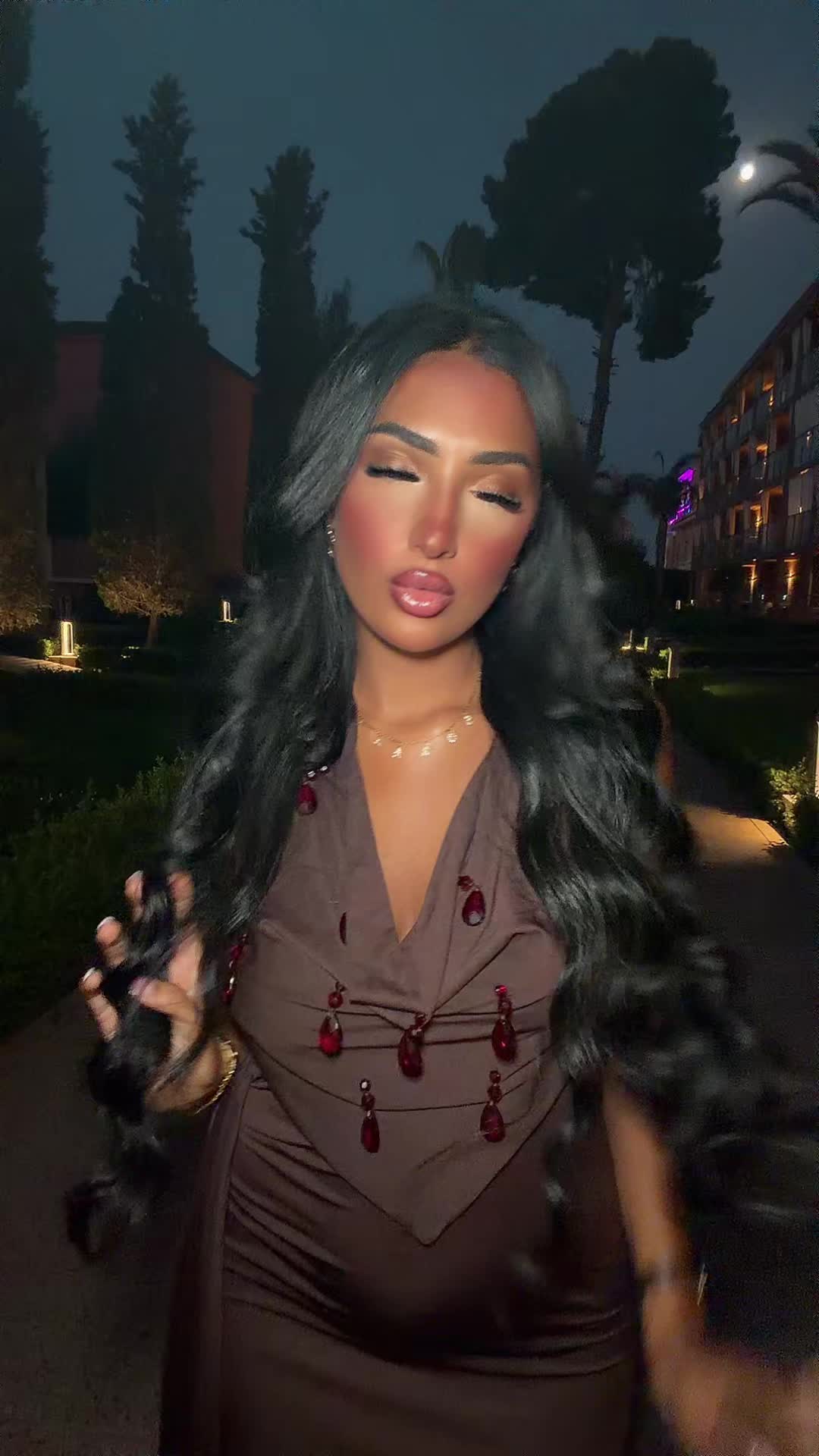 @S✨