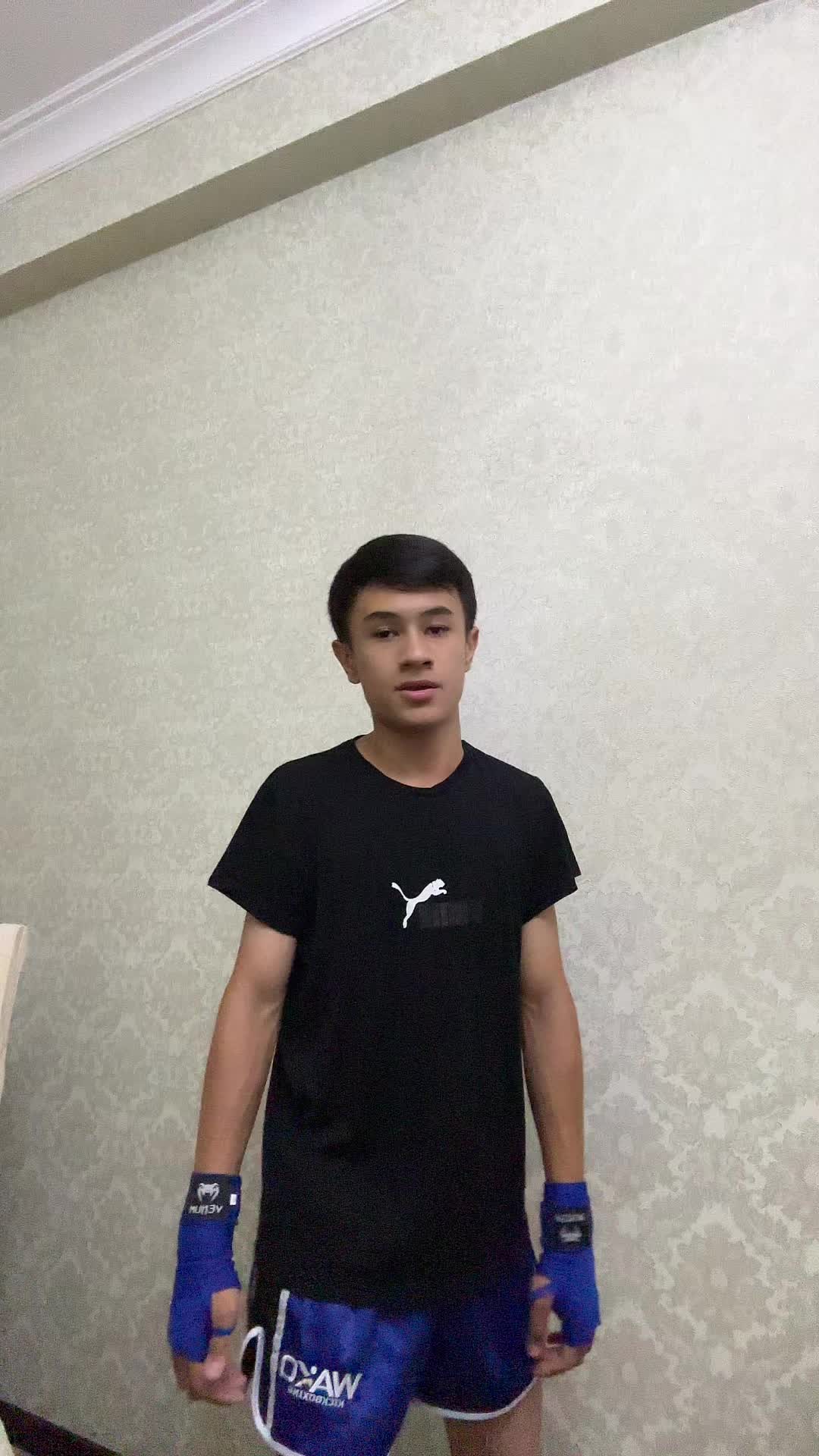 @axadovvvic
