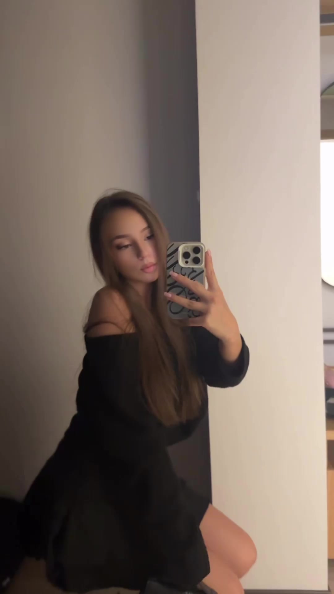 @izabela
