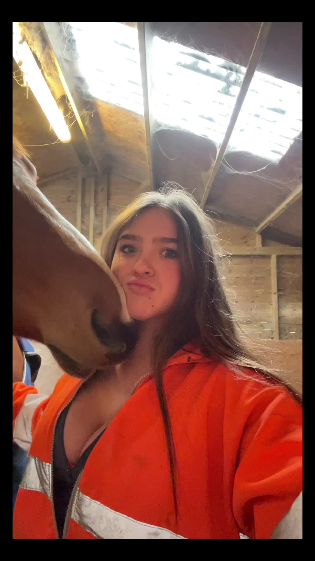 @Kay 🐎🌾🚜🥂💖