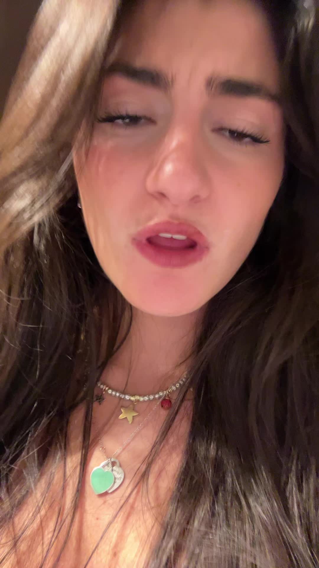 @gue