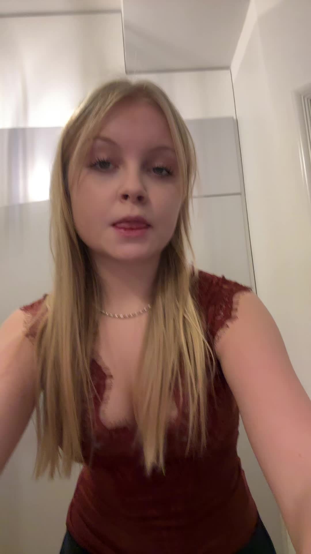 @ᑭOᗰEᒪO