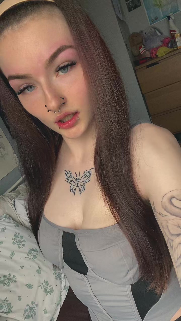 @𝒦ℯ𝓁𝓁𝓎