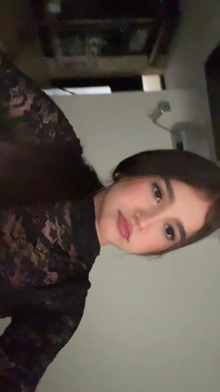 @Mar&iacute;a Antonieta