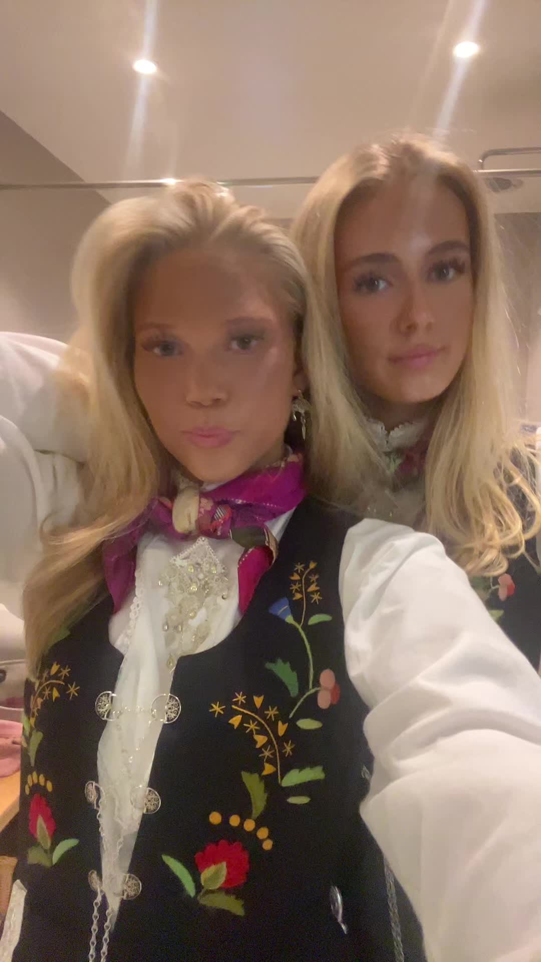 @leahbergee