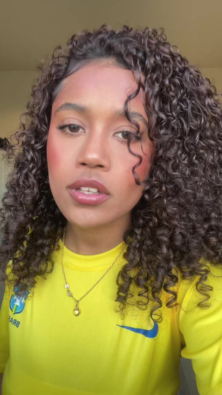 @iwishiwasanormalgirl