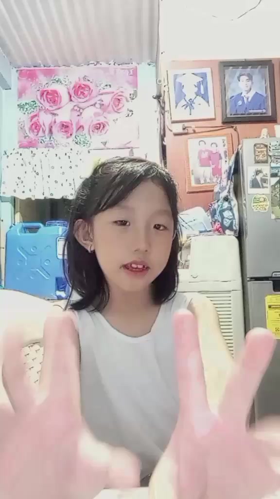 @lyly