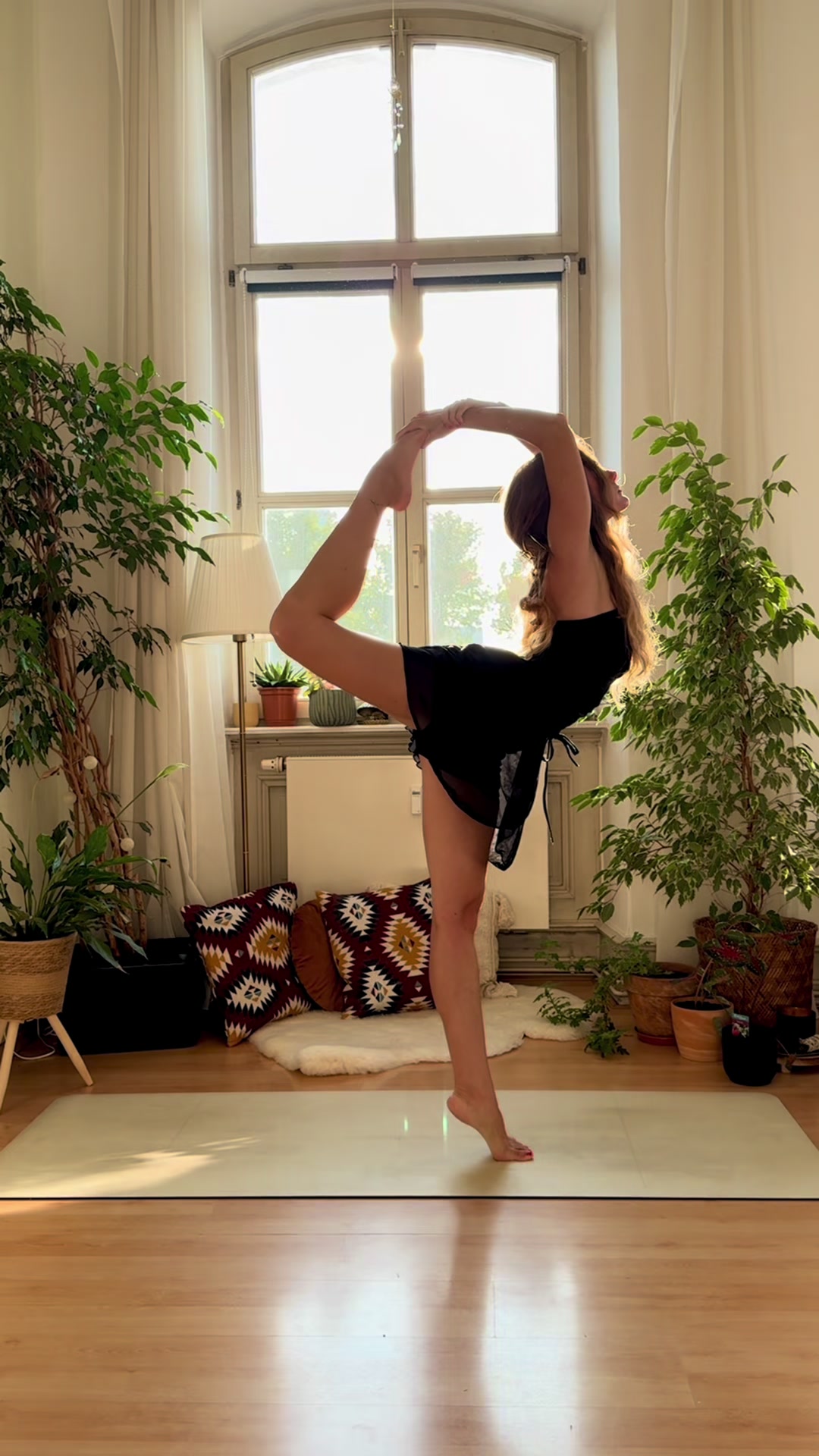 @Marla Moon Yoga ๐