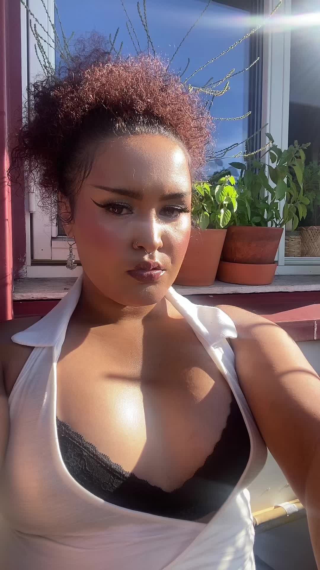 @Mira