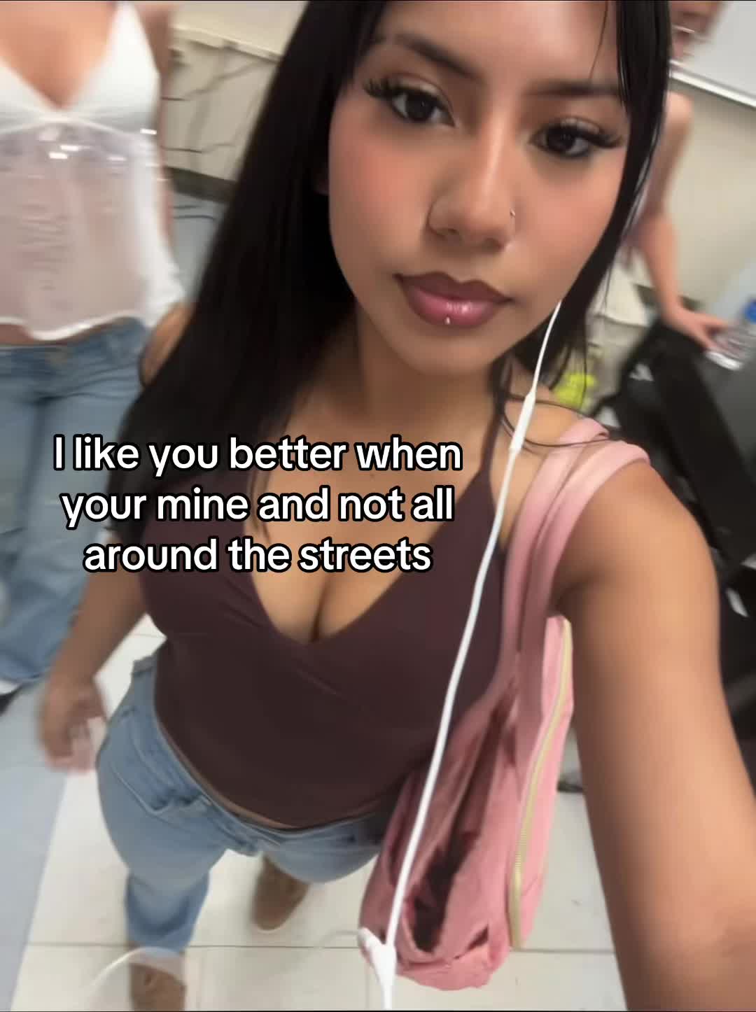 @323.bellarose