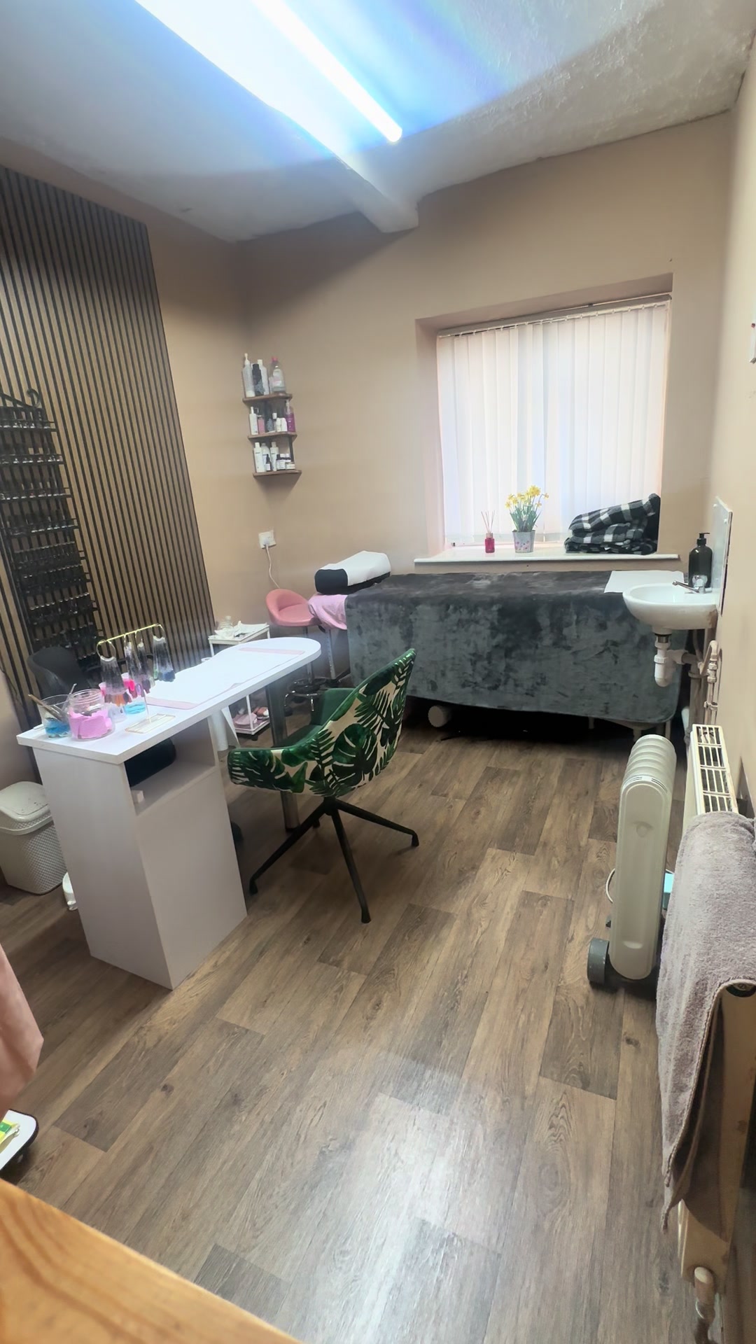 @Beauty by Becca