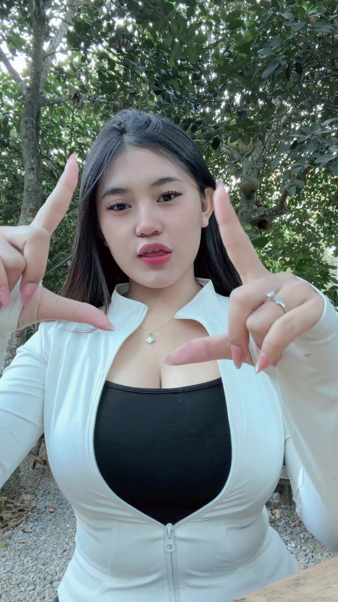 @Zesaaa