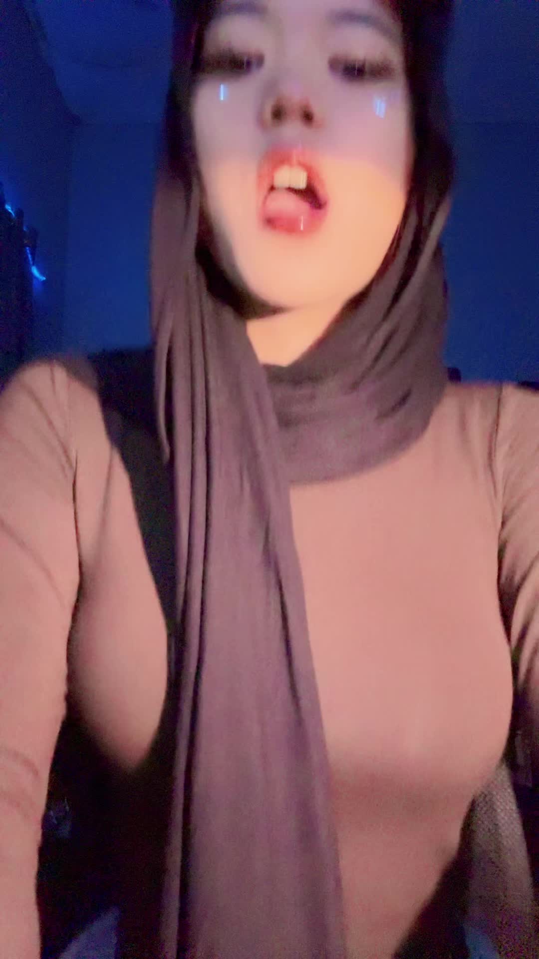 @Ayang