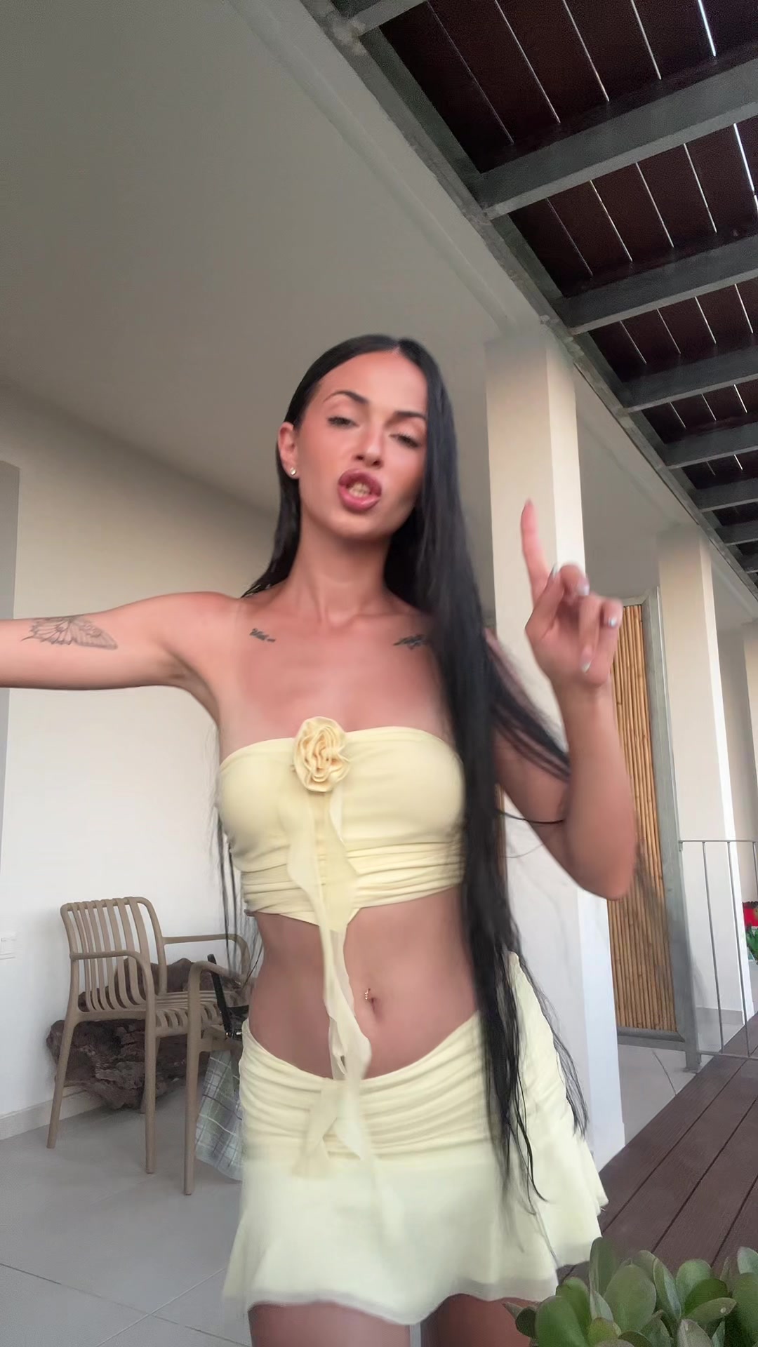 @_darinabo__