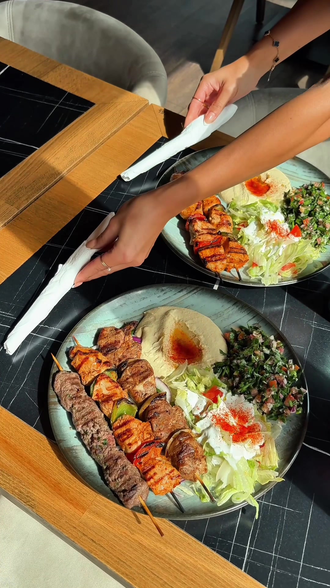 @Torvets Shawarma House