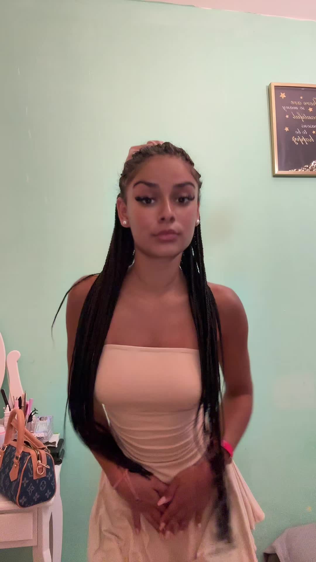 @Levaikaa