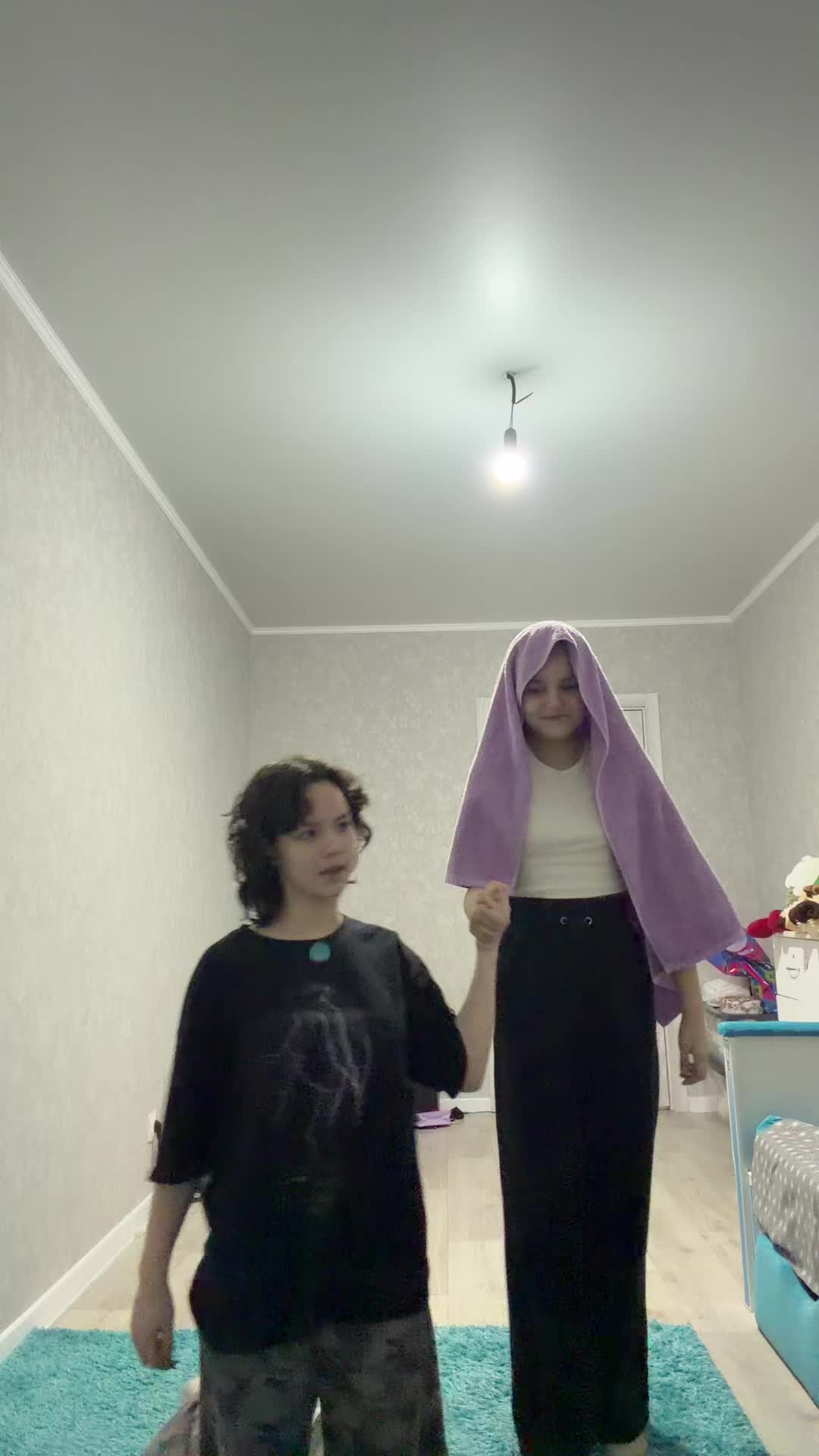 @азимова🤙🏻❤️