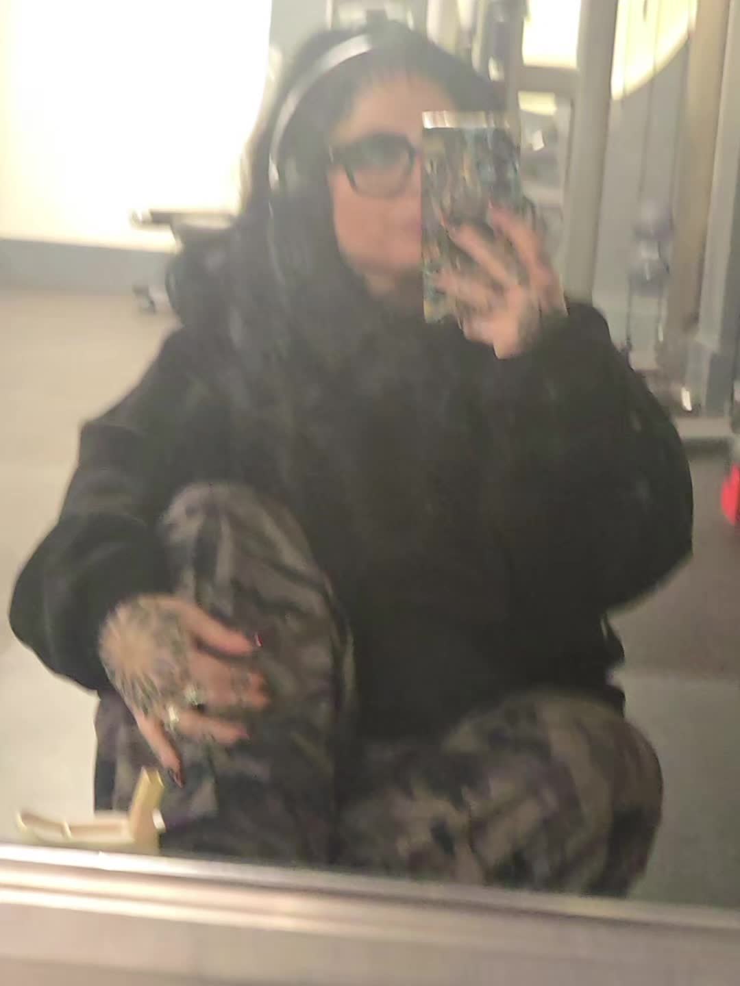 @𝔅𝔞𝔟𝔶𝔊𝔦𝔯𝔩𝔊𝔬𝔱𝔥𝔦𝔠𝔠