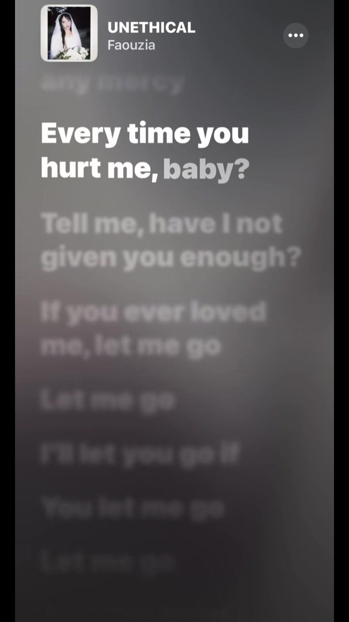 @DreamyLyrics