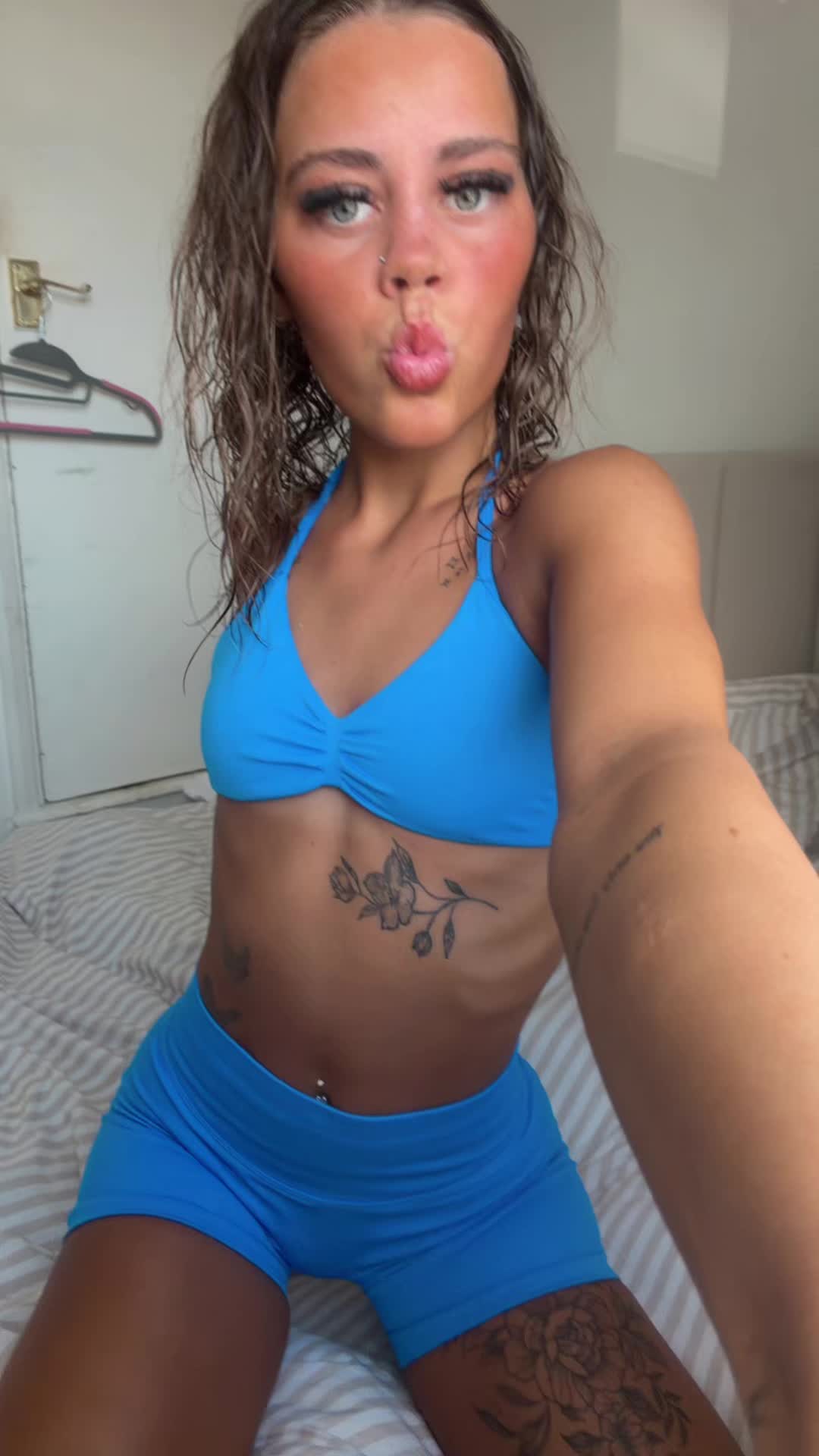 @lilylamptey