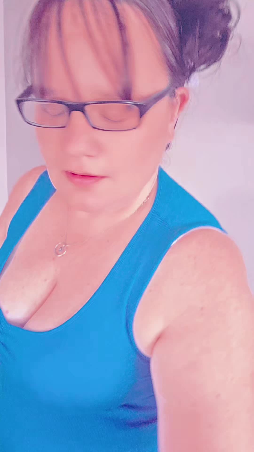 @💜💜💜💜 🏴