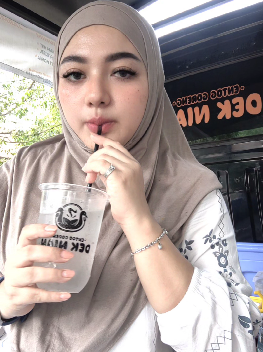 @deknian