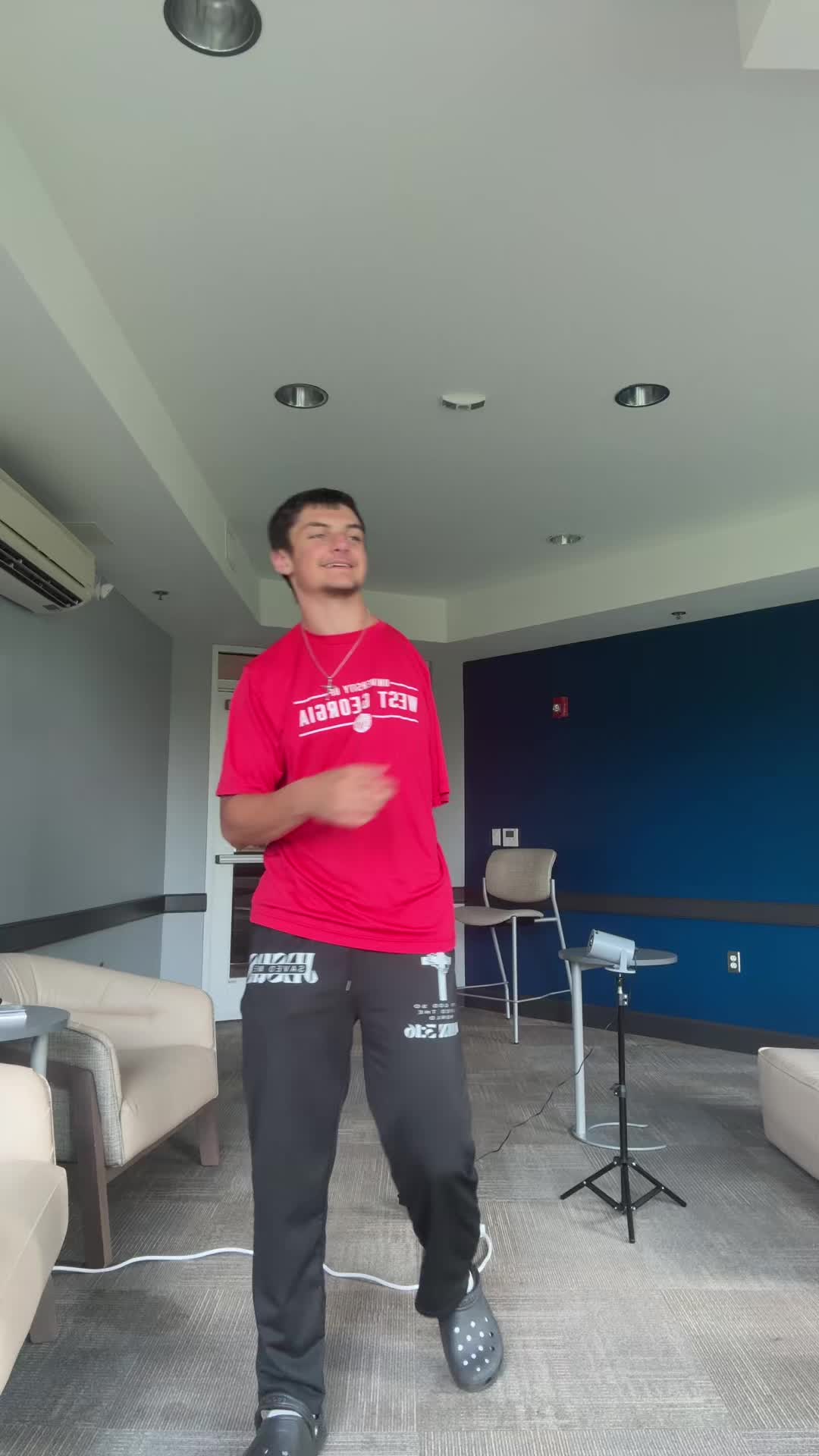 @onearmbeast