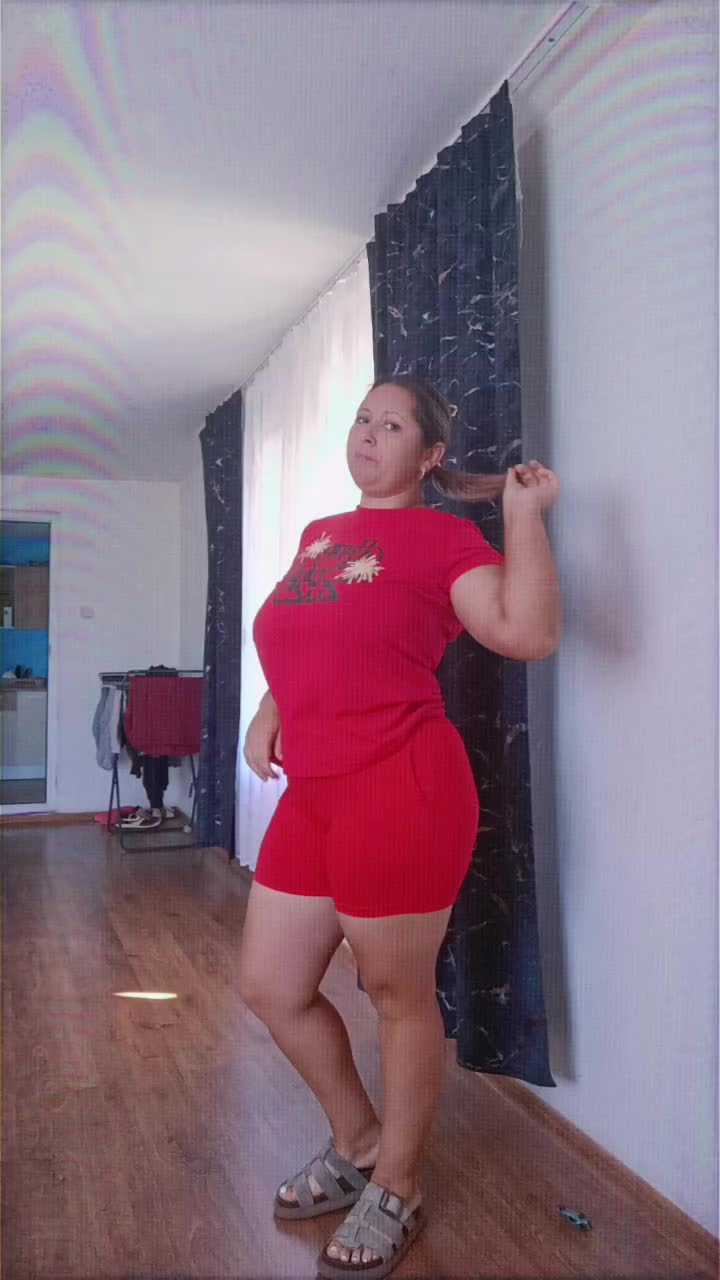 @Claudya Szilagyi