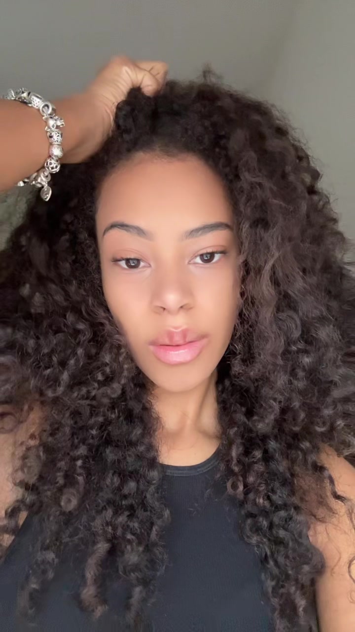 @Larisa 💋
