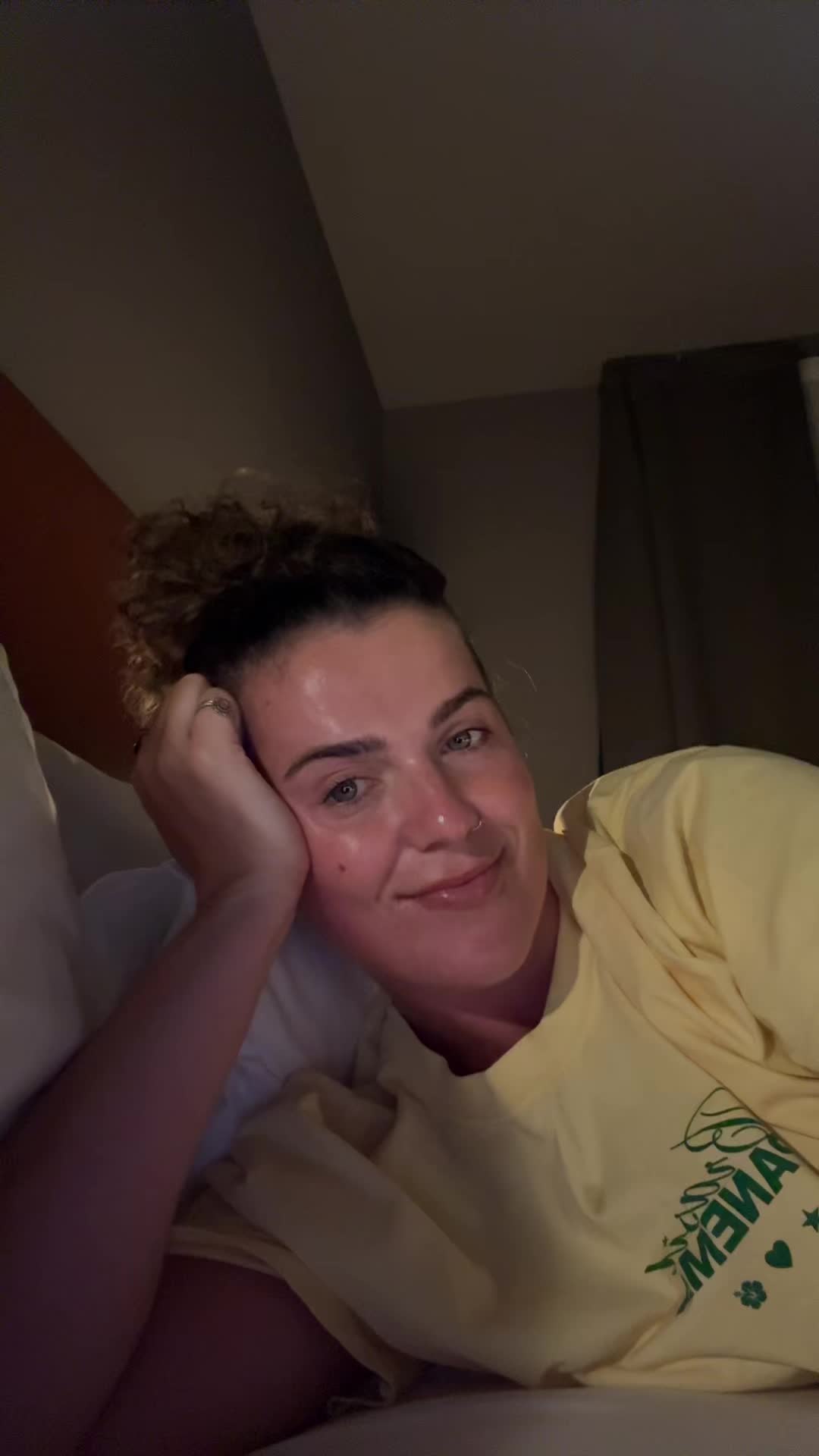 @elbuckles