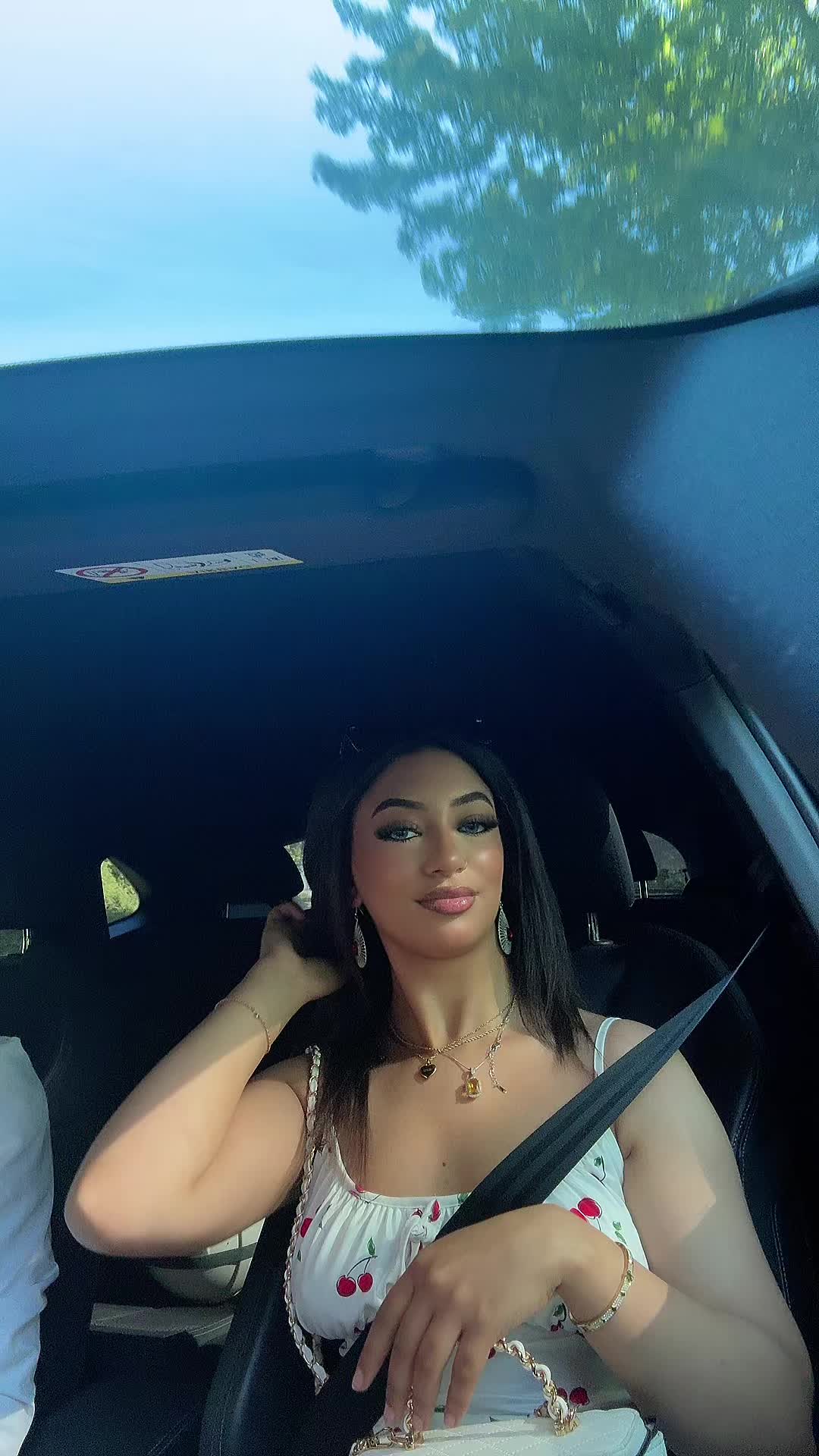 @madihatella