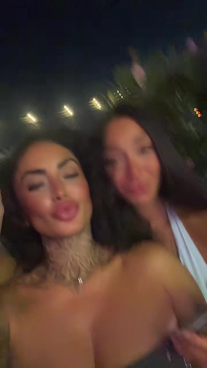 @𝒮 𝒶 𝓇 𝒶✨
