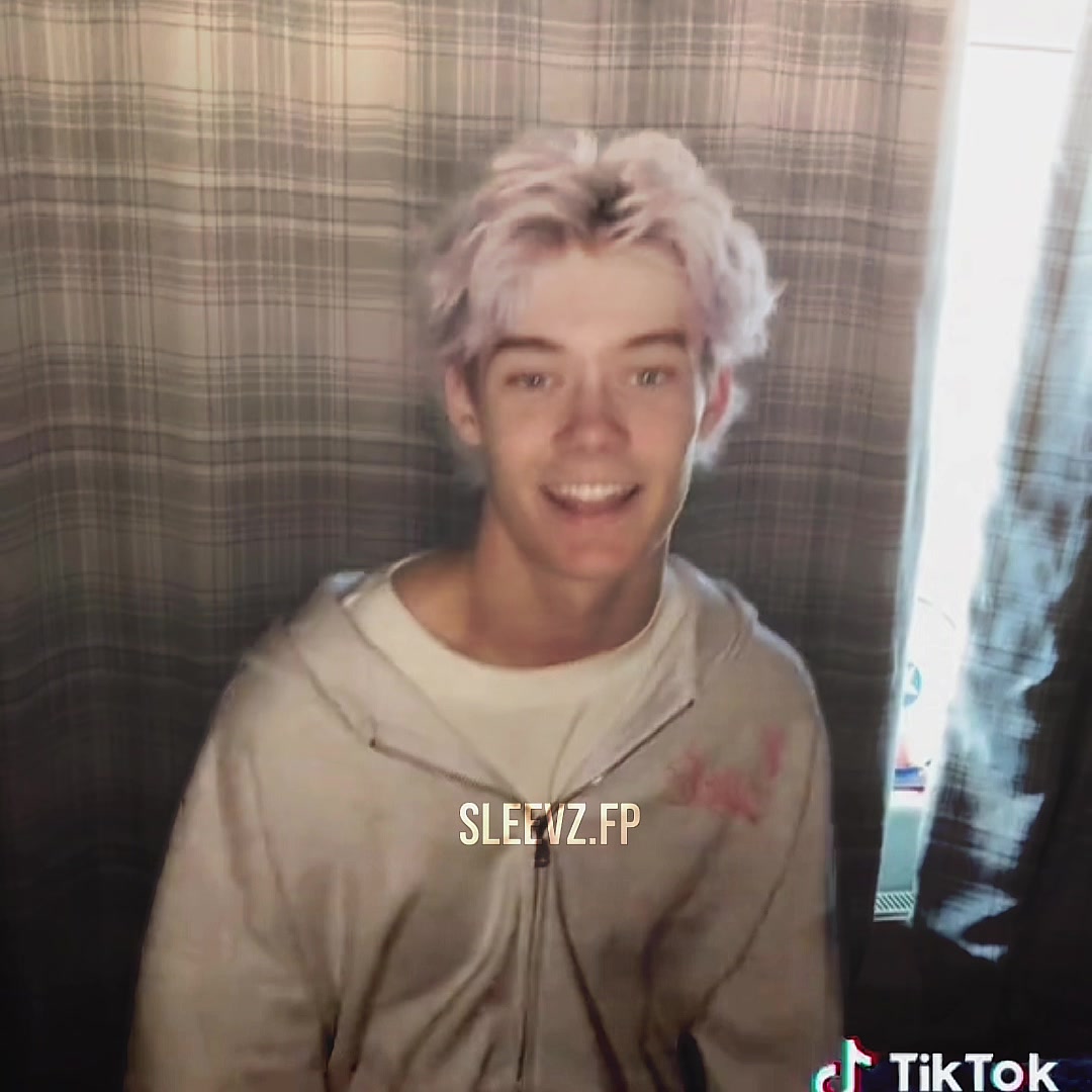 @𝐋𝐢𝐥𝐥𝐢 😇