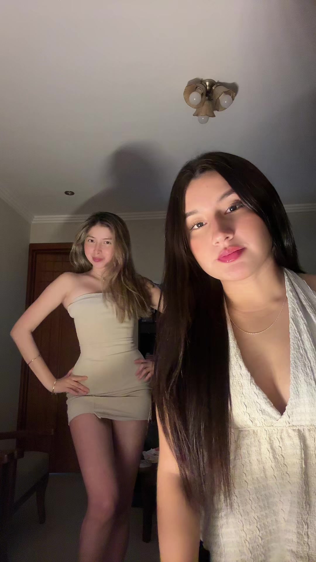 @Bella_1718