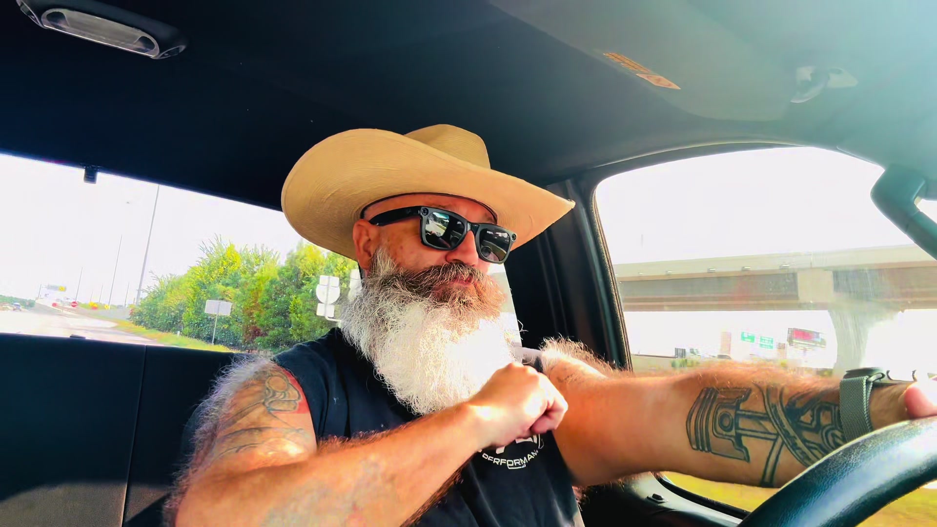 @Madrid Cowboy 🤠