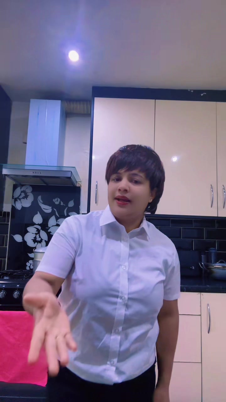 @MAYA🇳🇵🇬🇧🏴