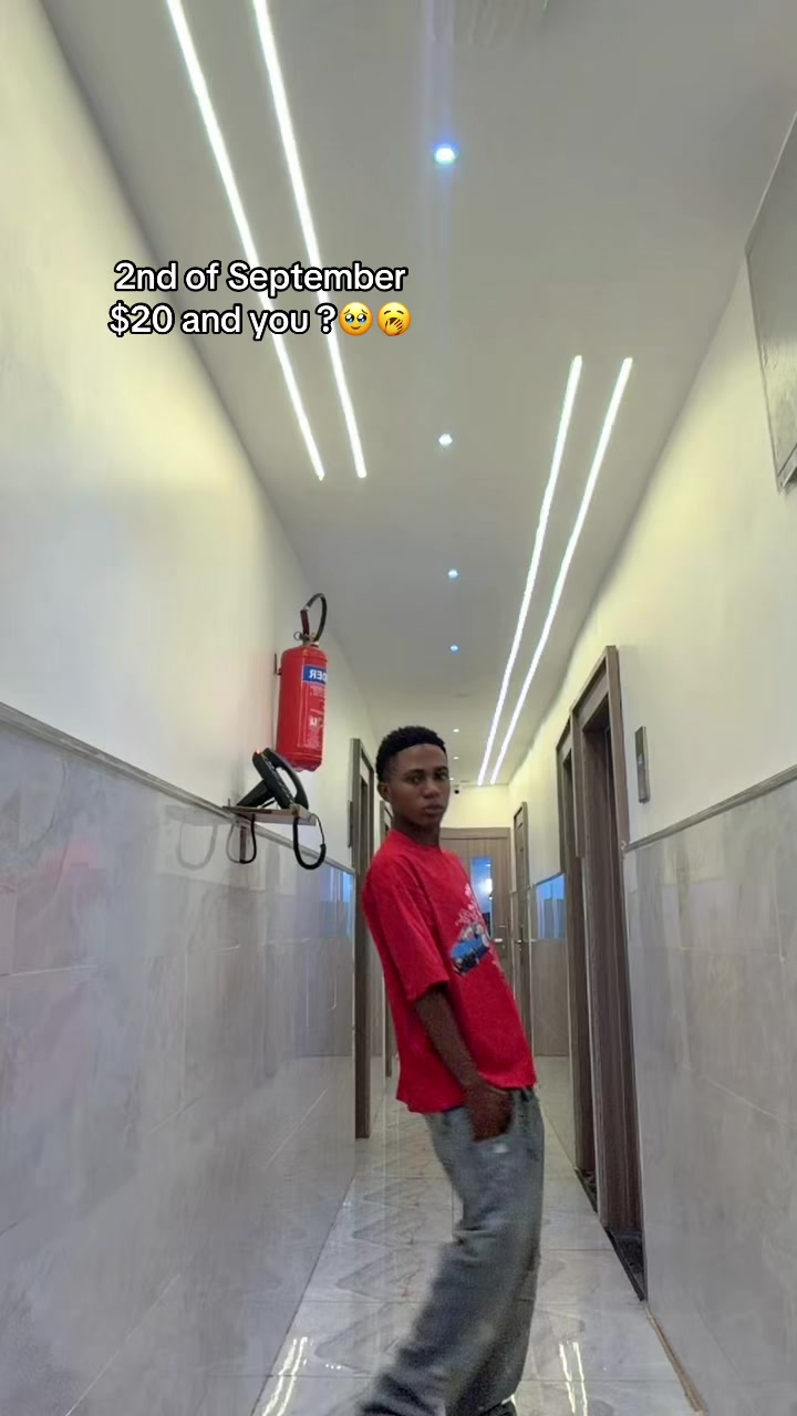 @CHI BOY NSNV 🤍🦀