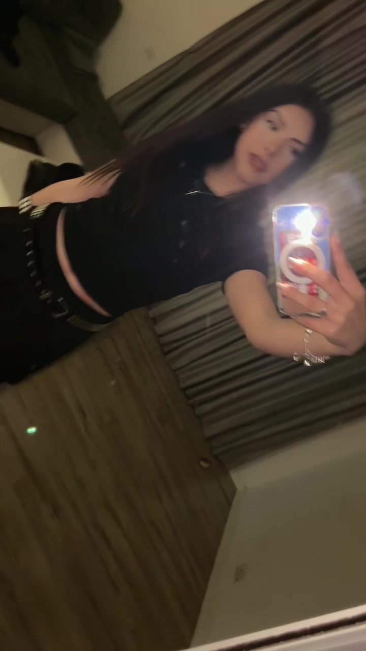 @rebeexk