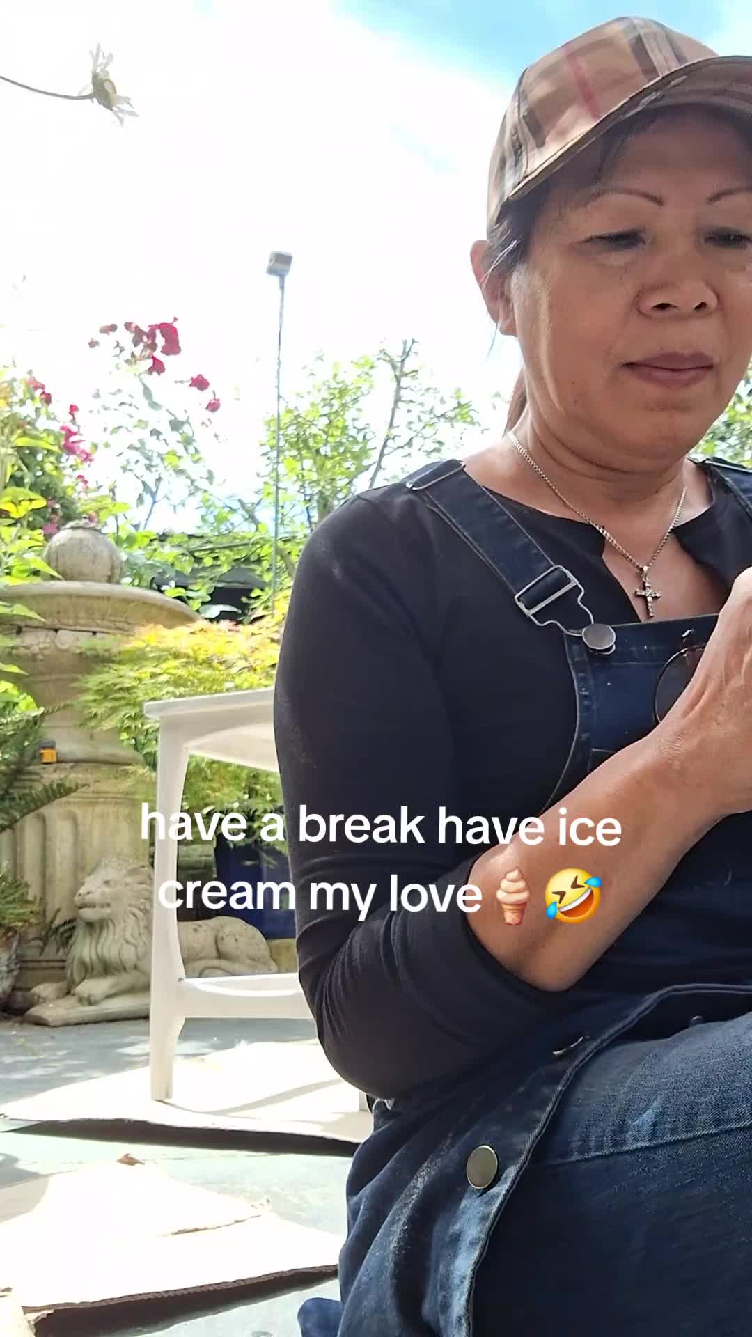 @lolagrams_05