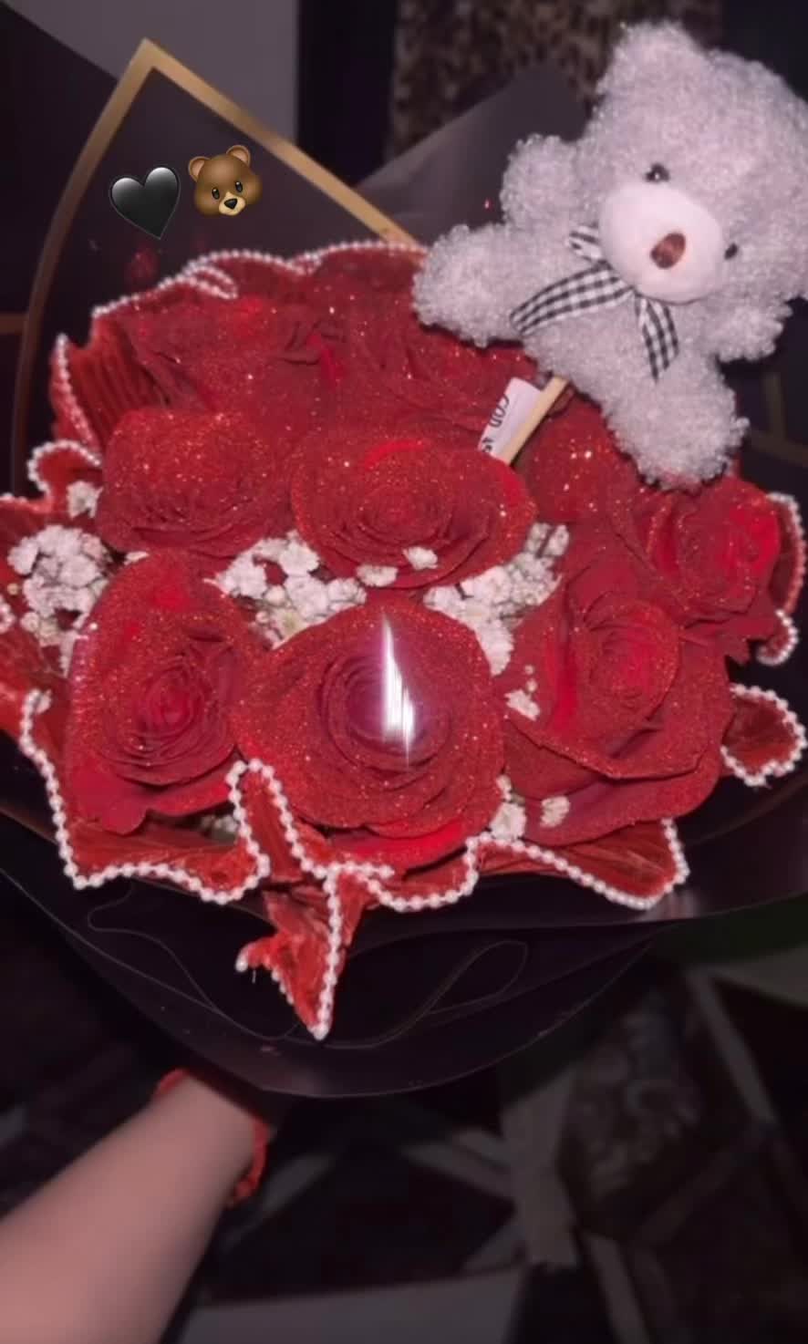 @𝓜𝓮𝓵𝓸𝓭𝓲𝓲🖤♾
