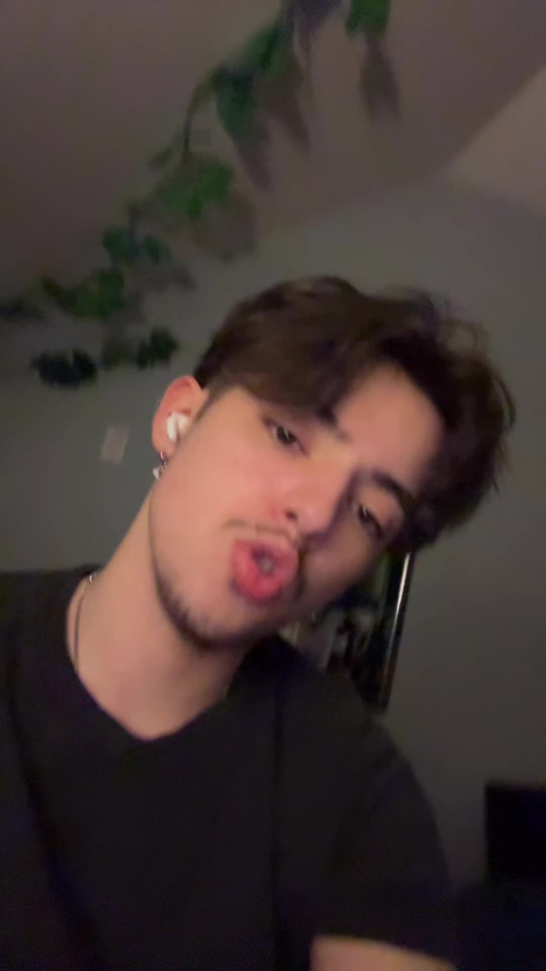 @Theo_l296
