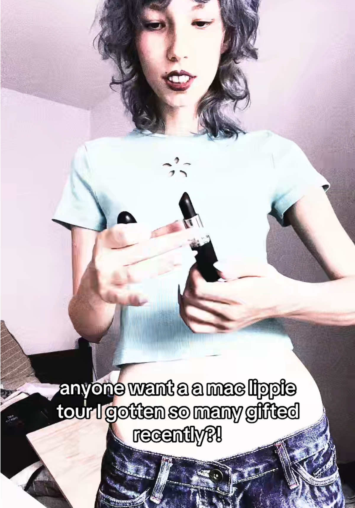 @Dove🗡️