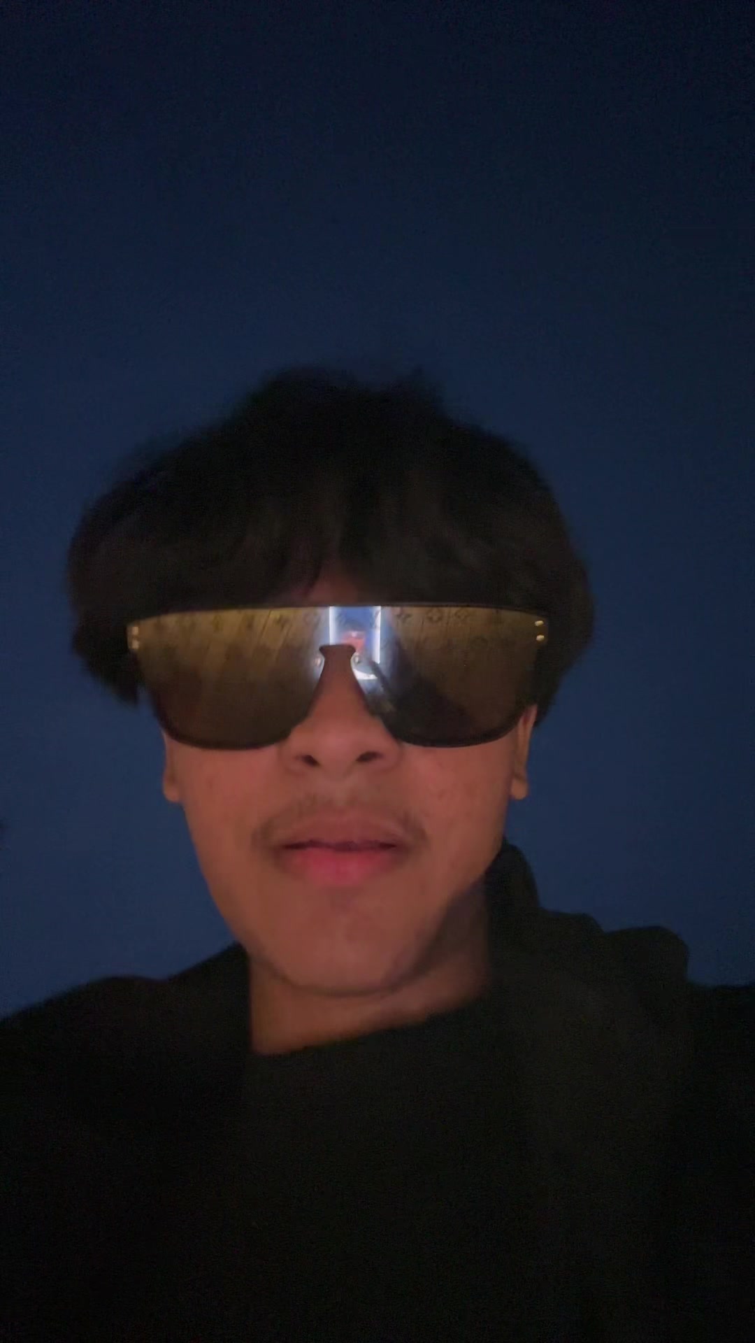 @༒♛⪻𝕂𝕖𝕧𝕚𝕟⪼.♛༒