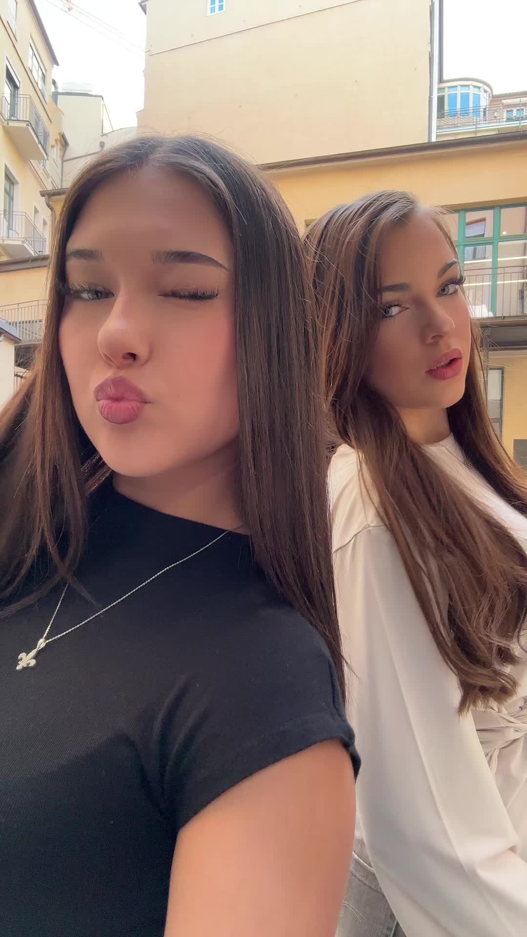 @larissa