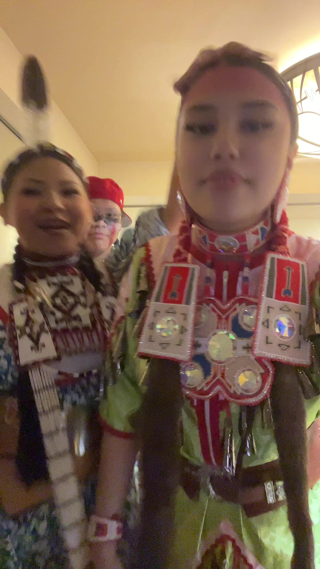 @ᐃᓯᓂᐩ ᐃᐢᑫᐧᐤ