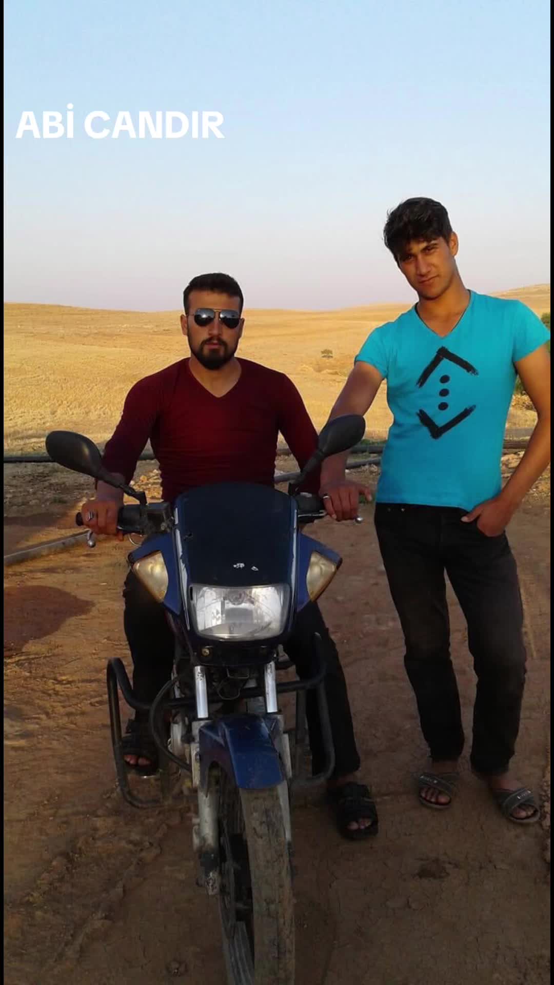 @{>ETEM<} IRMAk,,&