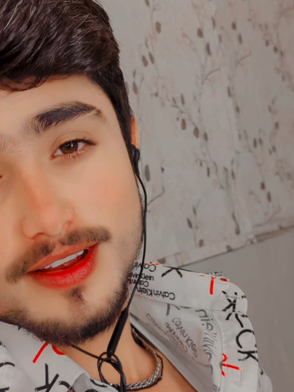 @꧁Gulshan꧂786